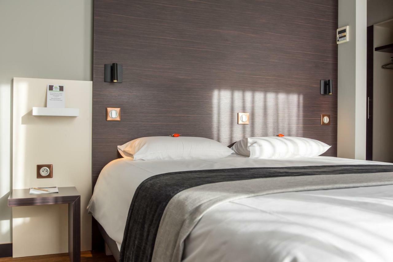 Le Merceny Motel Μπαστόν Δωμάτιο φωτογραφία