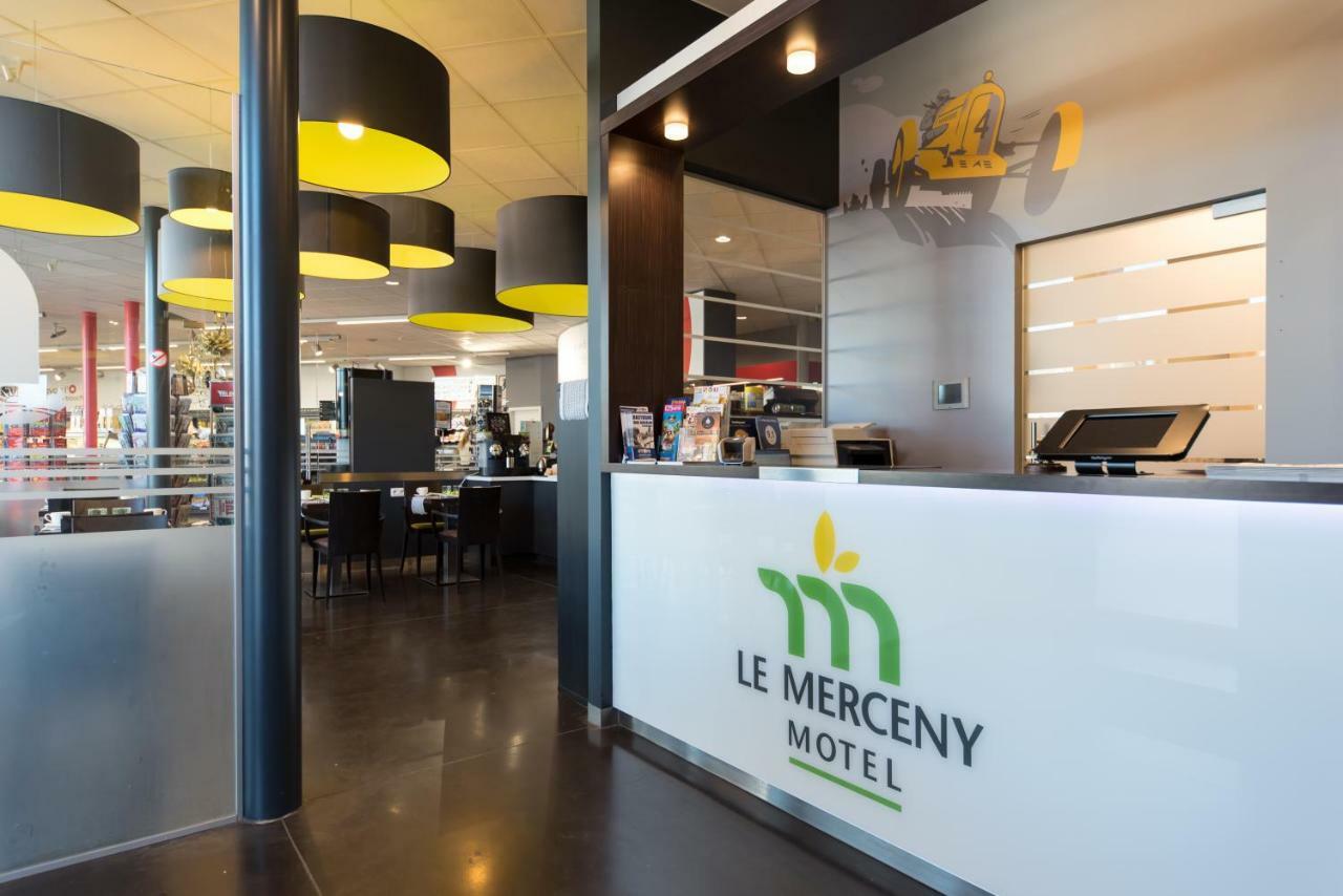 Le Merceny Motel Μπαστόν Εξωτερικό φωτογραφία